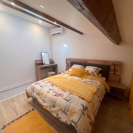 T2 Neuf Et Moderne Climatiser Avec Netflix Amazon Marseilles Exterior foto